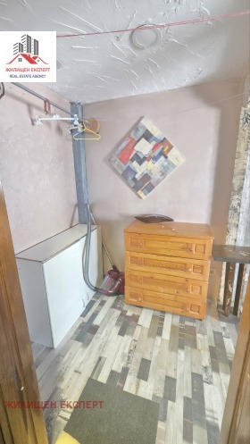 Studio Tsentar, Sofia 8