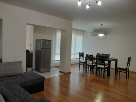2 chambres Karchiyaka, Plovdiv 4