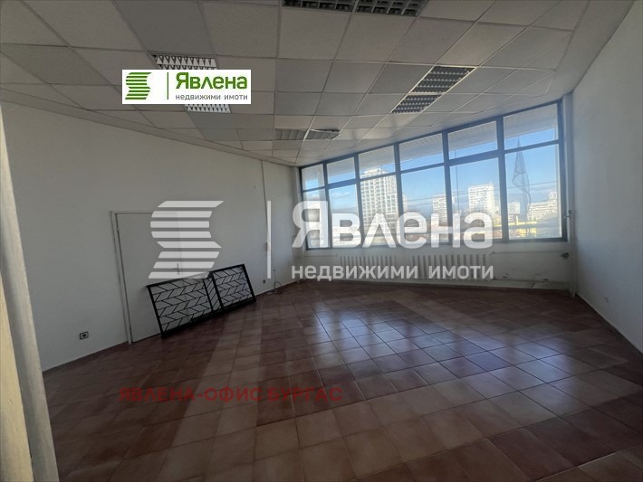 Da affittare  Ufficio Burgas , Bratia Miladinovi , 43 mq | 55179526