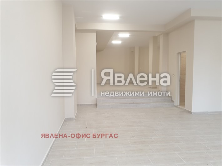 Дава под наем МАГАЗИН, гр. Несебър, област Бургас, снимка 2 - Магазини - 54359832