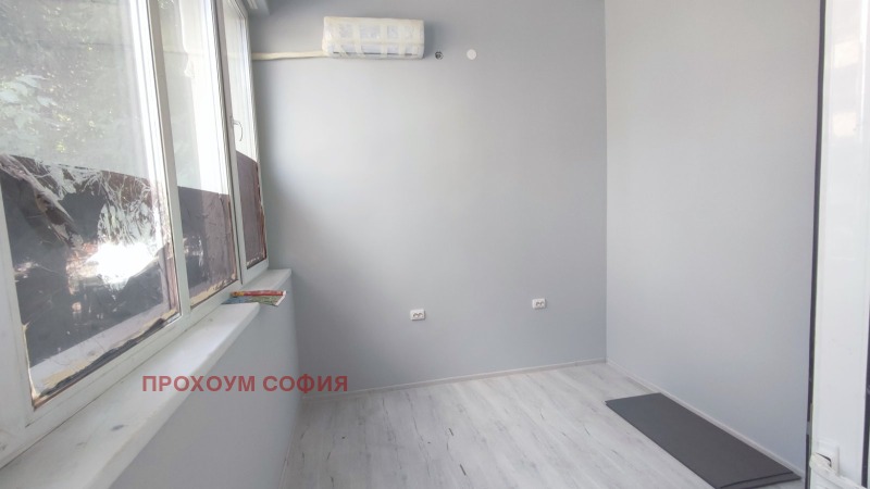 Дава под Наем ОФИС в град София, Манастирски ливади - 11 кв.м / 210 € » 410.72 лв., ПРОХОУМ СОФИЯ