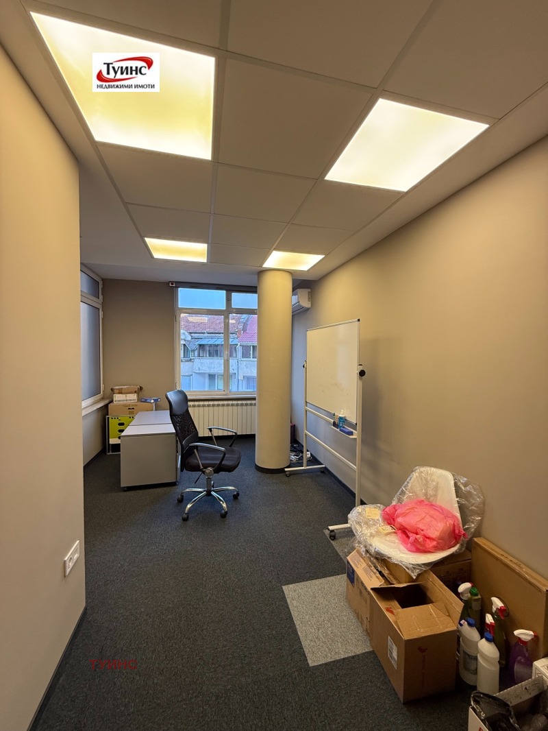 Дава под наем ОФИС, гр. Пловдив, Кършияка, снимка 6 - Офиси - 52537485