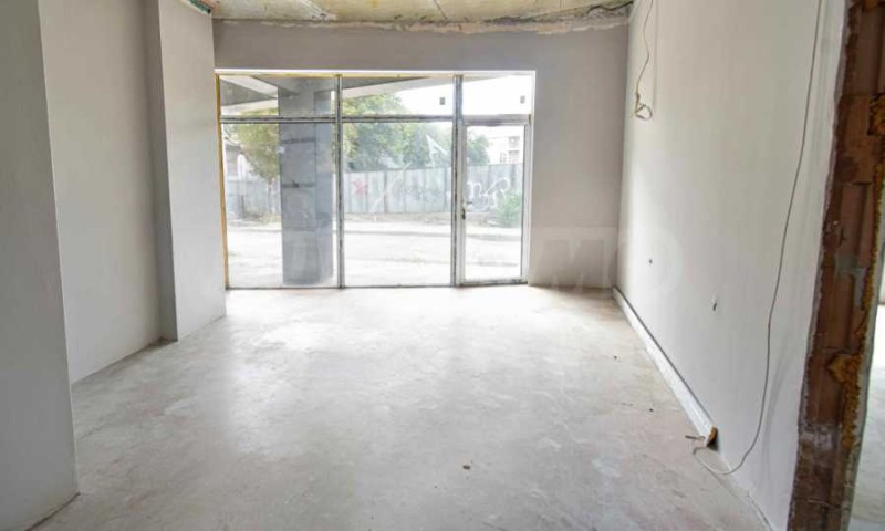 Vuokrattavana  Myymälä Sofia , Tsentar , 92 neliömetriä | 53399776 - kuva [3]