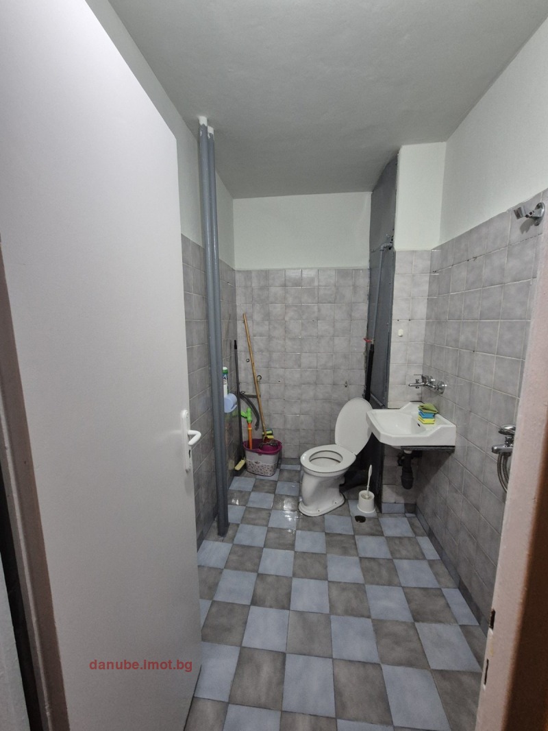 Zu vermieten  1 Schlafzimmer Ruse , Wazraschdane , 78 qm | 40073756 - Bild [13]