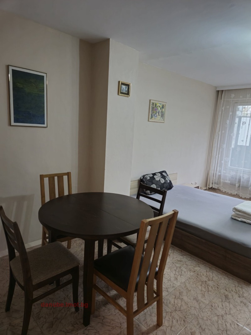 Zu vermieten  1 Schlafzimmer Ruse , Wazraschdane , 78 qm | 40073756 - Bild [8]