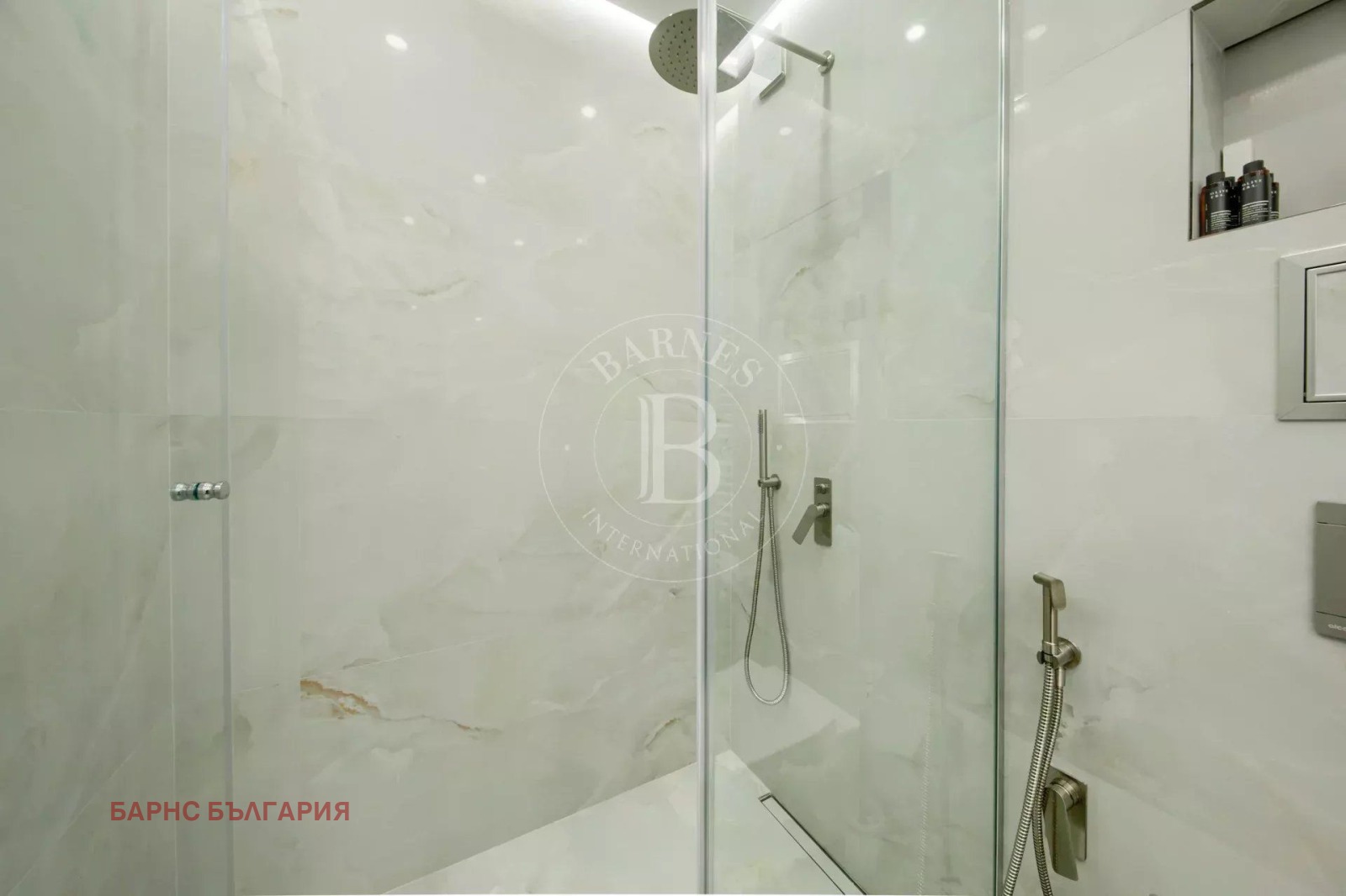 Дава под наем 3-СТАЕН, гр. София, Кръстова вада, снимка 14 - Апартаменти - 53951098