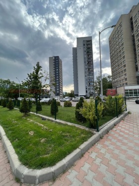 Almacenamiento Darvenitsa, Sofia 1