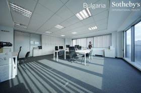 ОФИС, 325 m2