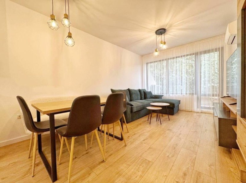 För uthyrning  1 sovrum Plovdiv , Centar , 60 kvm | 38484412