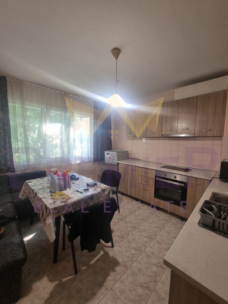 Дава под нем  3-стаен, град Варна, Окръжна болница-Генерали •  500 EUR • ID 18761612 — holmes.bg - [1] 