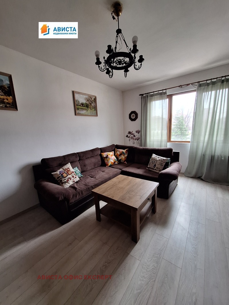 Дава под наем 3-СТАЕН, гр. София, Център