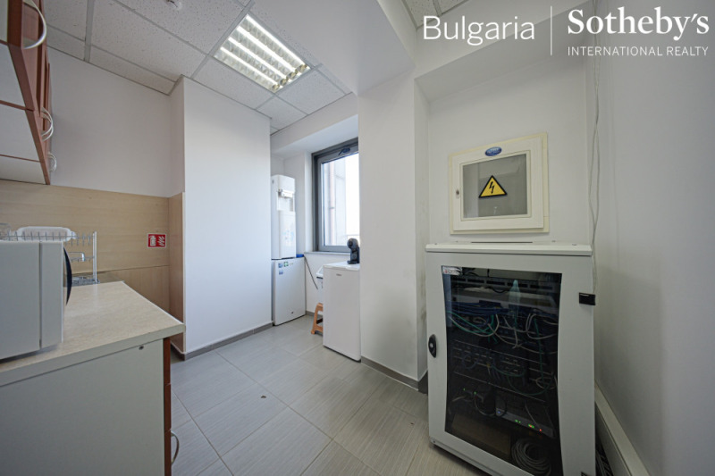 В оренду  Офіс София , Гео Милев , 325 кв.м | 79150659 - зображення [8]