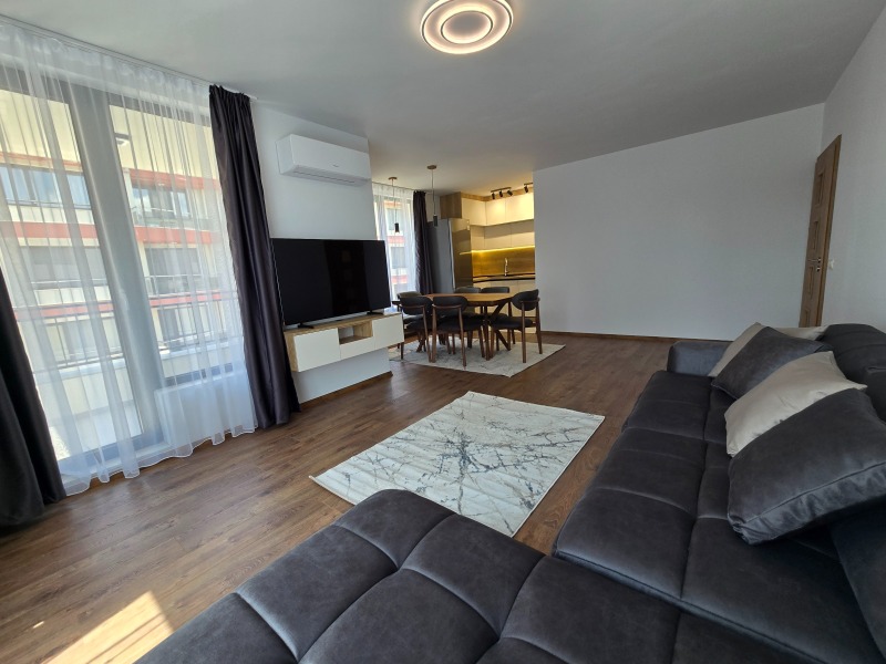 Da affittare  2 camere da letto Pernik , Iztok , 100 mq | 83064198
