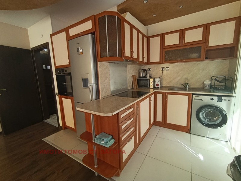 Zu vermieten  3 Schlafzimmer Stara Zagora , Bila , 124 qm | 64673471