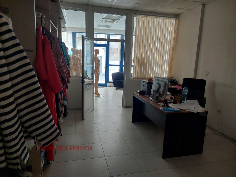 De inchiriat  Magazin Plovdiv , Cârșiiaca , 479 mp | 26711394 - imagine [6]