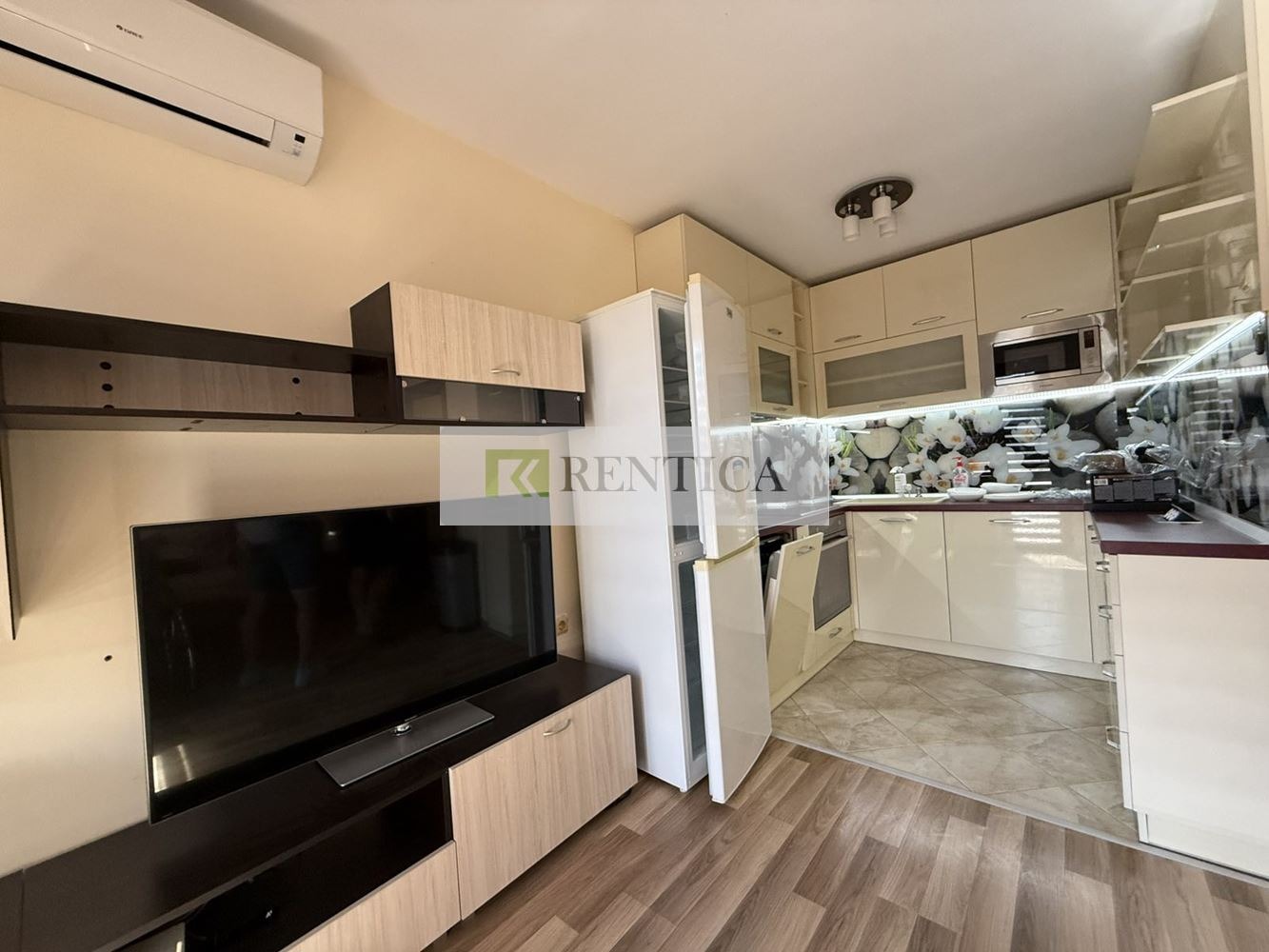 Дава под наем 2-СТАЕН, гр. Варна, Център, снимка 2 - Апартаменти - 53562906