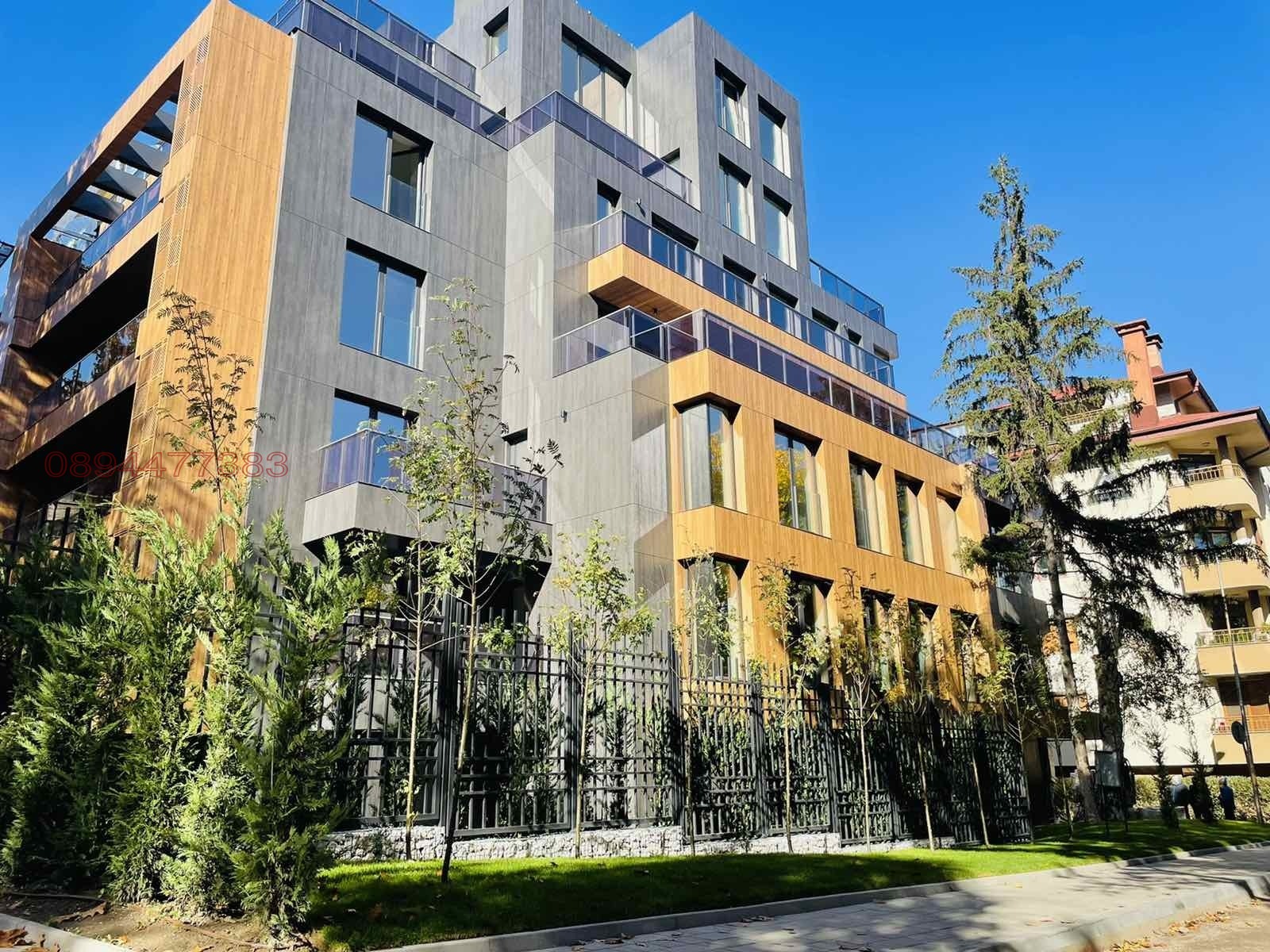 Дава под наем ГАРАЖ, ПАРКОМЯСТО, гр. София, Изток