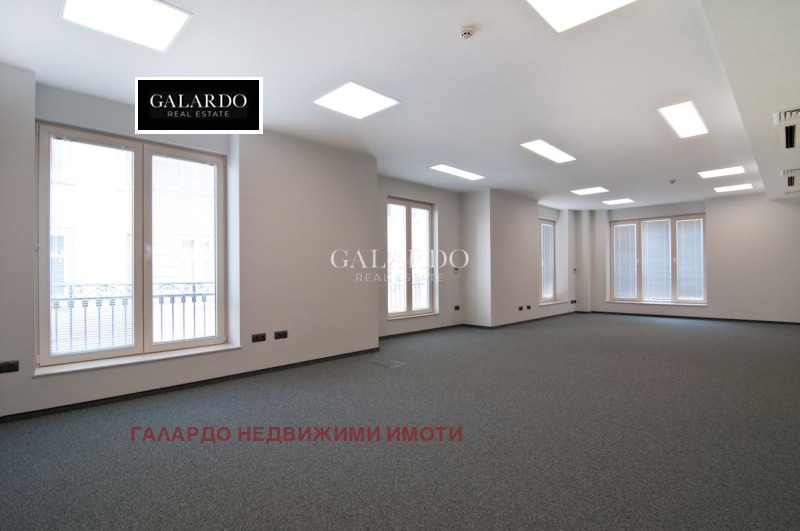 Дава под Наем ОФИС в град София, Център - 223 кв.м / 6 000 € » 11 734.98 лв., ГАЛАРДО НЕДВИЖИМИ ИМОТИ