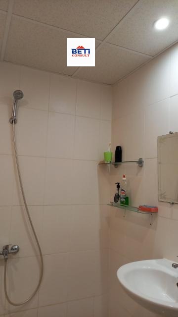 Дава под наем СТАЯ, гр. София, Света Троица, снимка 2 - Стаи под наем - 53973914