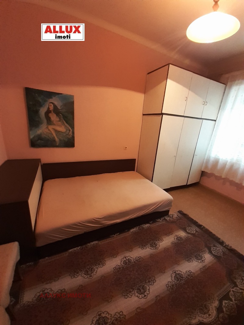 For Rent  1 bedroom Ruse , Tsentar , 60 sq.m | 39131395 - image [2]