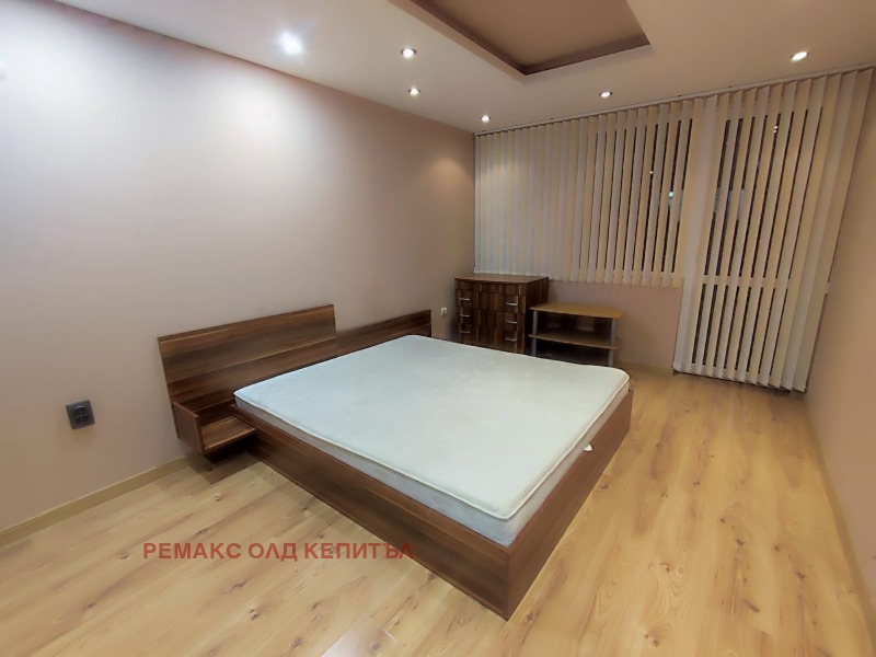 Дава под наем 3-СТАЕН, гр. Велико Търново, Бузлуджа, снимка 3 - Апартаменти - 53411647