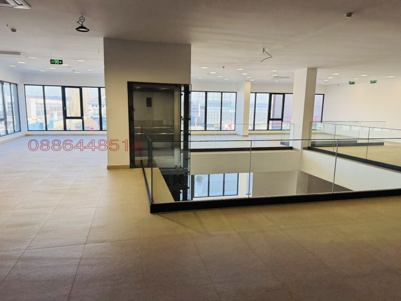 Дава под наем МАГАЗИН, гр. София, Република 2, снимка 5 - Магазини - 53256701