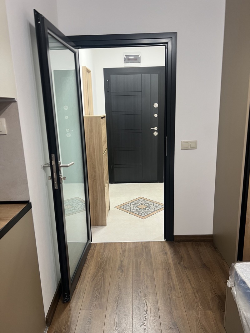 Дава под наем 1-СТАЕН, гр. Перник, Изток, снимка 2 - Апартаменти - 53037342