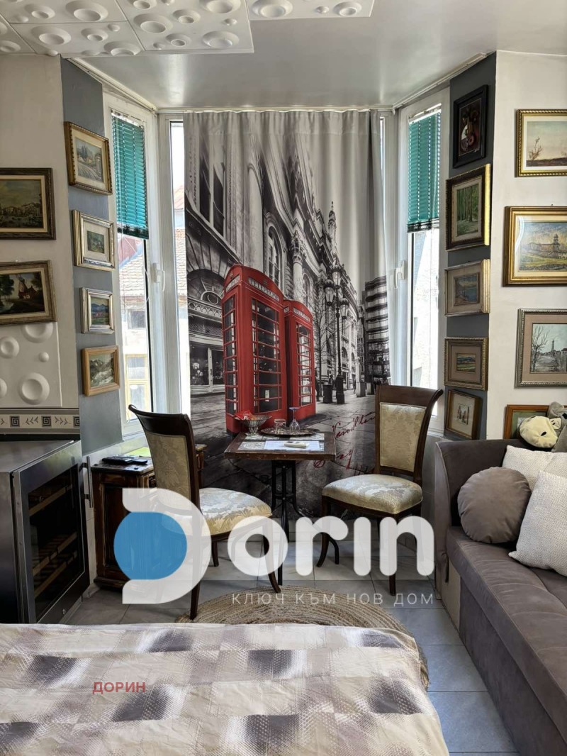Дава под Наем 1-СТАЕН в град Пловдив, Център - 37 кв.м / 449.94 € » 880 лв., ДОРИН