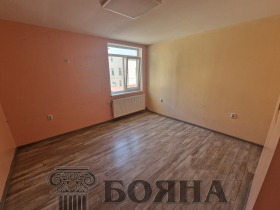      | Imot.bg    8