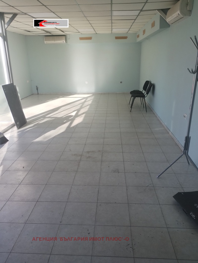 Дава под наем МАГАЗИН, гр. София, Надежда 2, снимка 9 - Магазини - 52571298