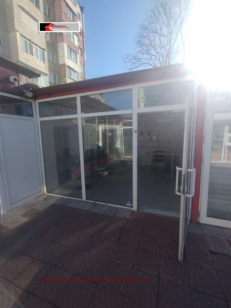 Til leje  Butik Sofia , Nadezhda 2 , 70 kvm | 65398134