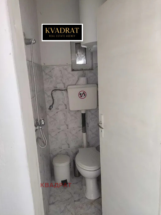 Дава под наем МАГАЗИН, гр. Варна, м-т Ален мак, снимка 7 - Магазини - 53303180