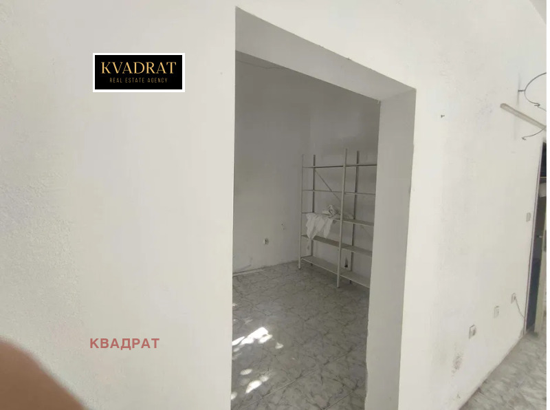 Дава под наем МАГАЗИН, гр. Варна, м-т Ален мак, снимка 6 - Магазини - 53303180