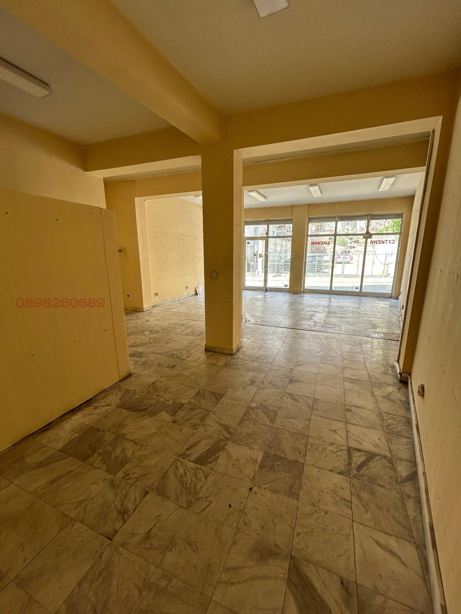 Дава под наем МАГАЗИН, гр. Пловдив, Център, снимка 4 - Магазини - 54348309