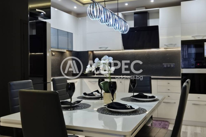 Дава под Наем МНОГОСТАЕН в град София, Лагера - 159 кв.м / 1 100 € » 2 151.41 лв., АДРЕС НЕДВИЖИМИ ИМОТИ