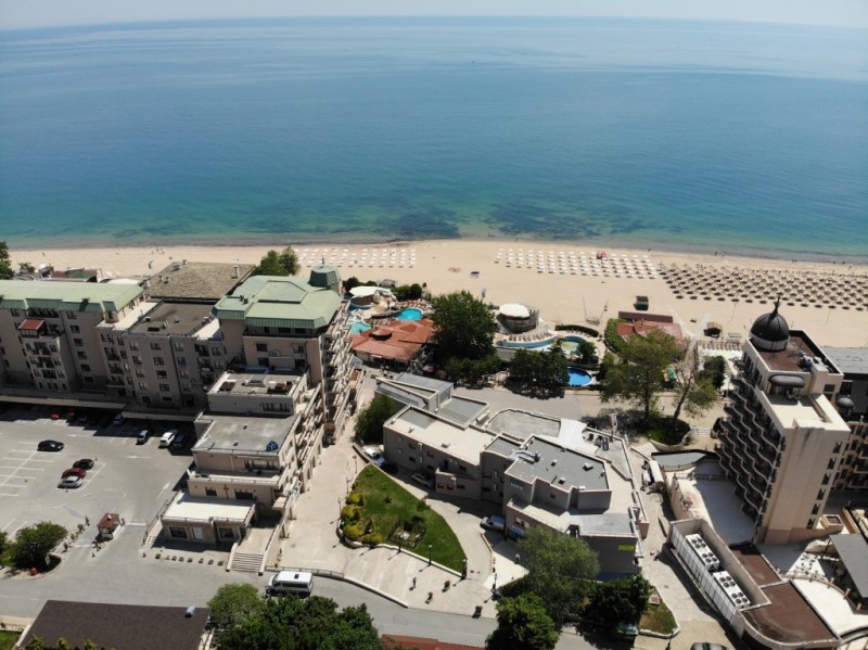Дава под Наем 2-СТАЕН в град Варна, к.к. Златни пясъци - 40 кв.м / 300 € » 586.75 лв., СИЙ ВЮ БГ