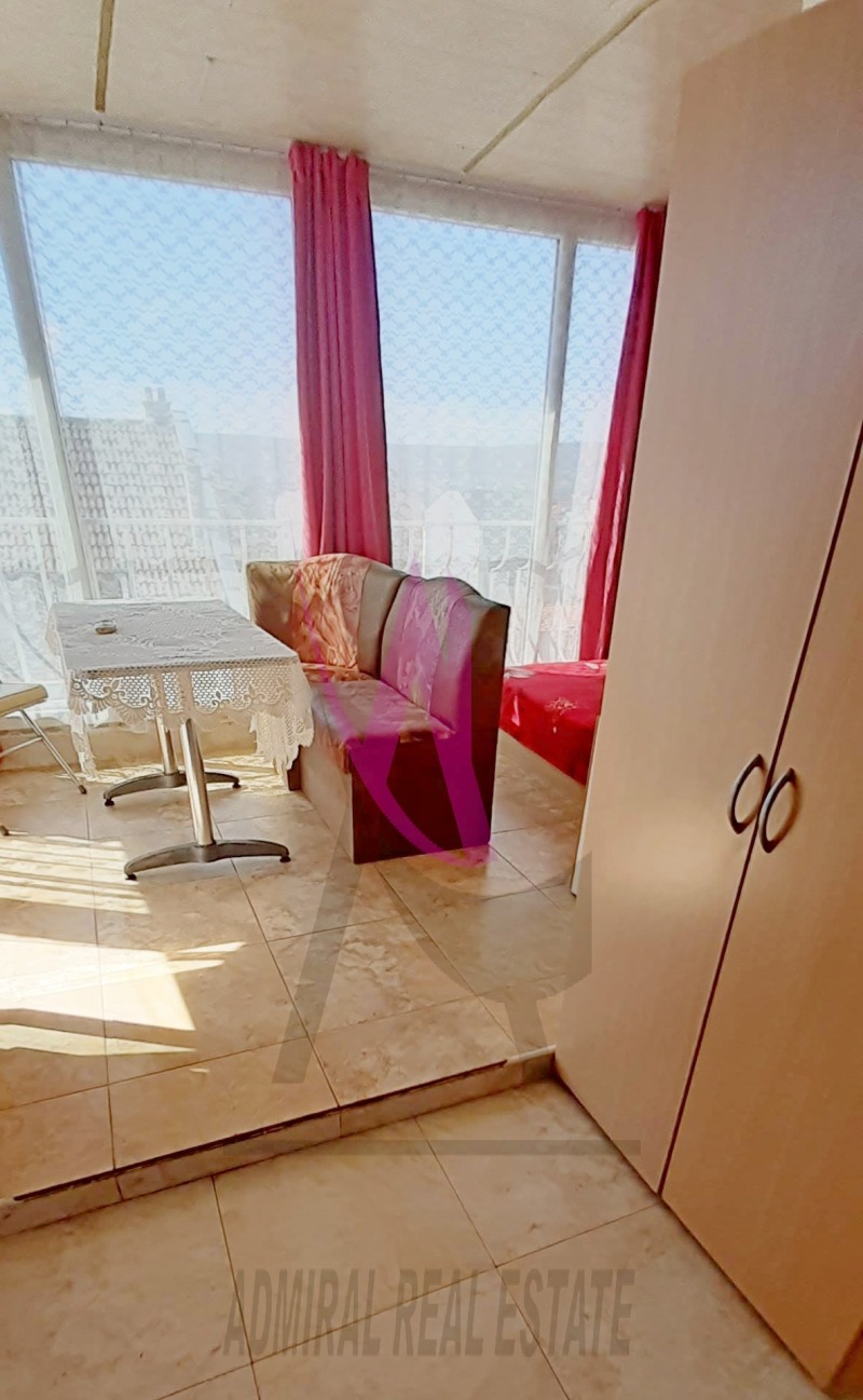 Vuokrattavana  Studio Varna , Kolhozen pazar , 30 neliömetriä | 66790209 - kuva [2]