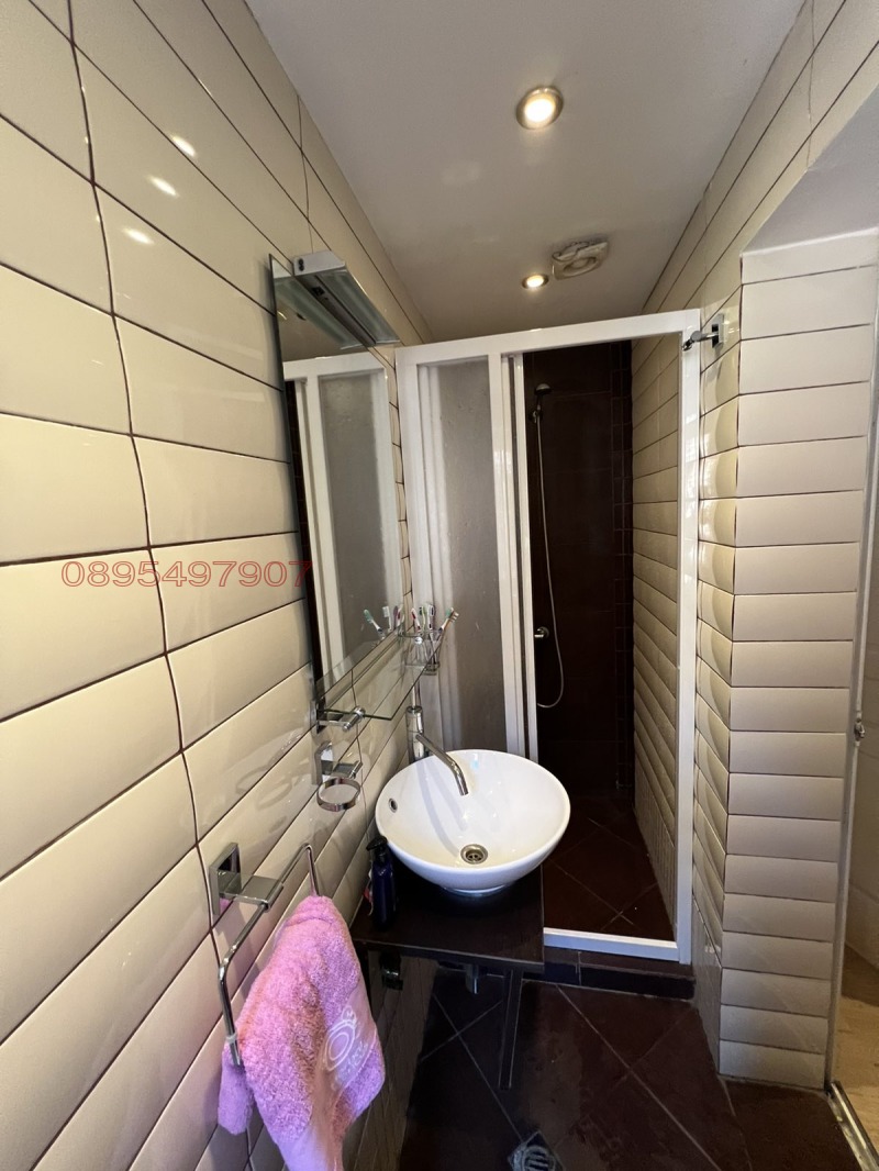 Zu vermieten  2 Schlafzimmer Sofia , Zentar , 75 qm | 41456542 - Bild [7]