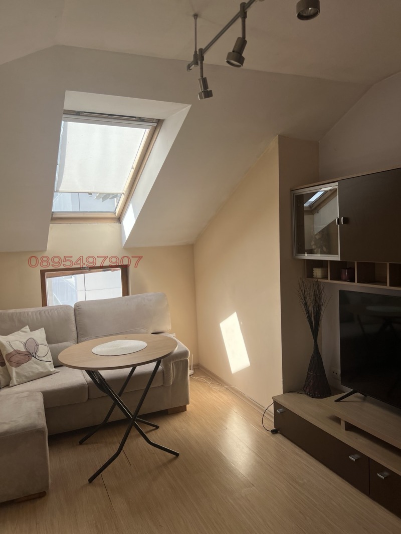 Zu vermieten  2 Schlafzimmer Sofia , Zentar , 75 qm | 41456542 - Bild [3]