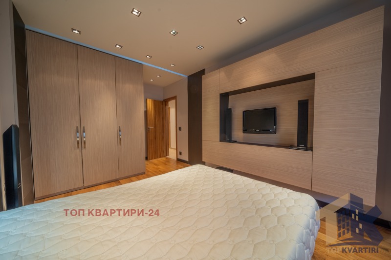 Do wynajęcia  2 sypialnie Sofia , Strelbiszcze , 120 mkw | 44846426 - obraz [14]