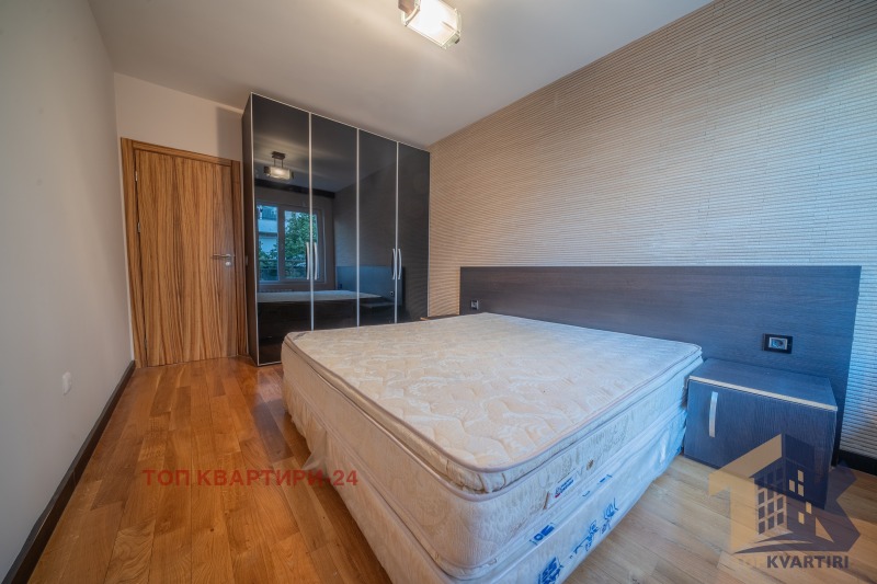 Do wynajęcia  2 sypialnie Sofia , Strelbiszcze , 120 mkw | 44846426 - obraz [11]
