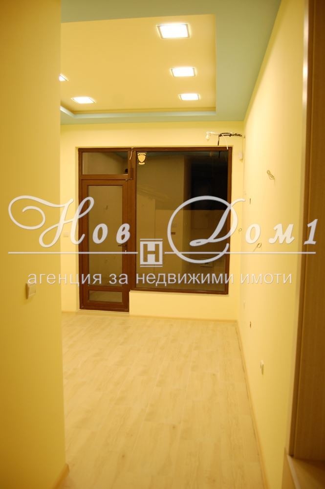 Дава под наем ОФИС, гр. Варна, Център, снимка 2 - Офиси - 56220133