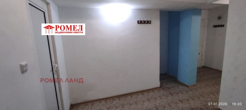 Дава под наем АТЕЛИЕ, ТАВАН, гр. Варна, Център, снимка 6 - Апартаменти - 53056257