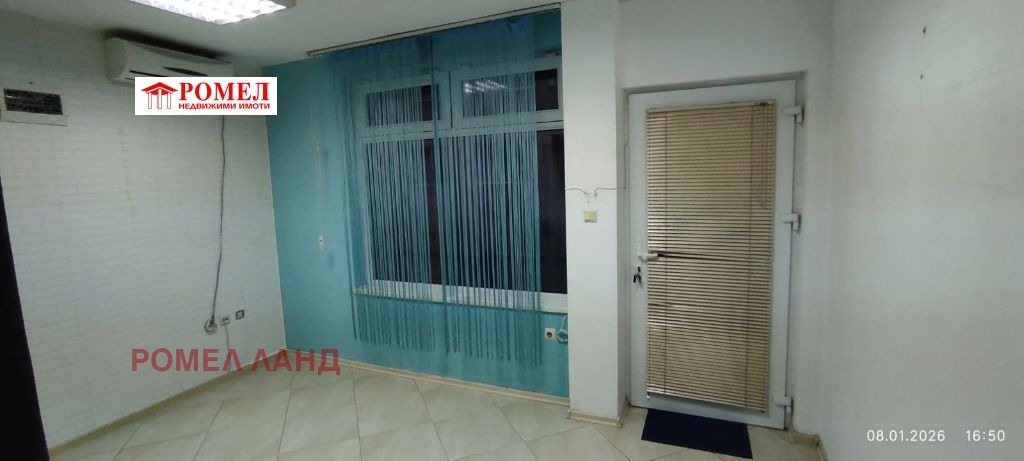 Дава под наем АТЕЛИЕ, ТАВАН, гр. Варна, Център, снимка 2 - Апартаменти - 53056257