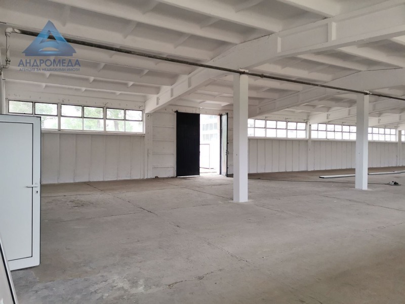 Дава под наем СКЛАД, гр. Плевен, Индустриална зона - Запад, снимка 5 - Складове - 47592713