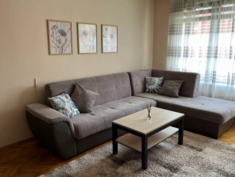 Дава под Наем 3-СТАЕН в град София, Студентски град - 125 кв.м / 900 € » 1 760.25 лв., ТИТАН ПРОПЪРТИС РЕНТ