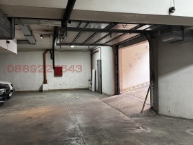 ГАРАЖ, ПАРКОМЯСТО, 12 m2