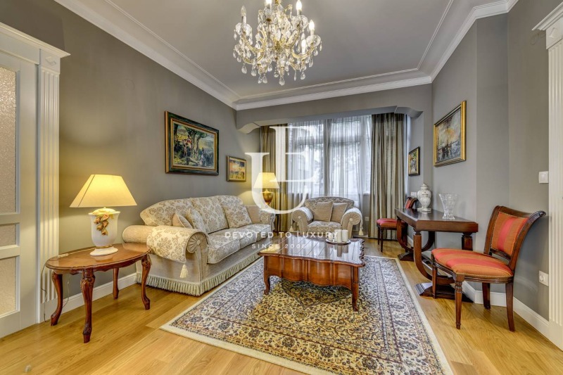 Kiadó  2 hálószobás Sofia , Centar , 163 négyzetméter | 42501246