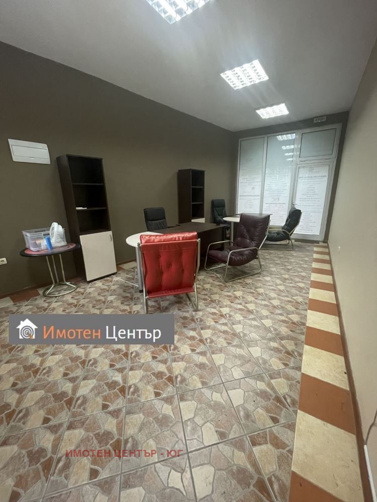 Издаје се  Схоп Софија , Банишора , 35 м2 | 83761827 - слика [3]