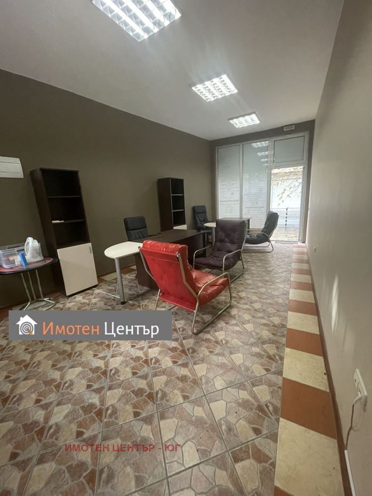Издаје се  Схоп Софија , Банишора , 35 м2 | 83761827 - слика [2]